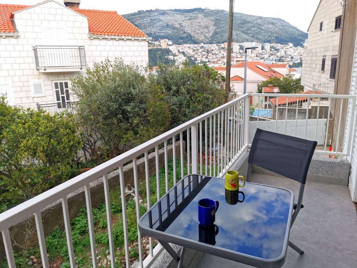 With Balcony Nike * Dubrovnik